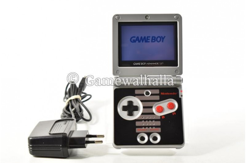 Game Boy Advance SP Console Classic Nes Edition (reshell) - Gameboy Advance