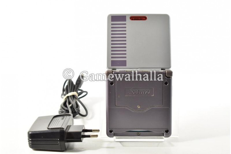 Game Boy Advance SP Console Classic Nes Edition (reshell) - Gameboy Advance