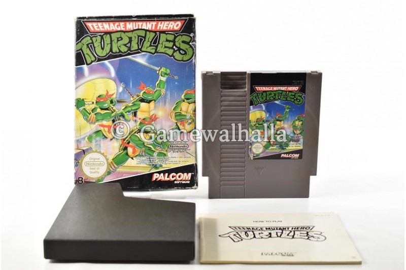 Teenage Mutant Hero Turtles (cib) - Nes