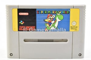 Super Mario World (cart) - Snes